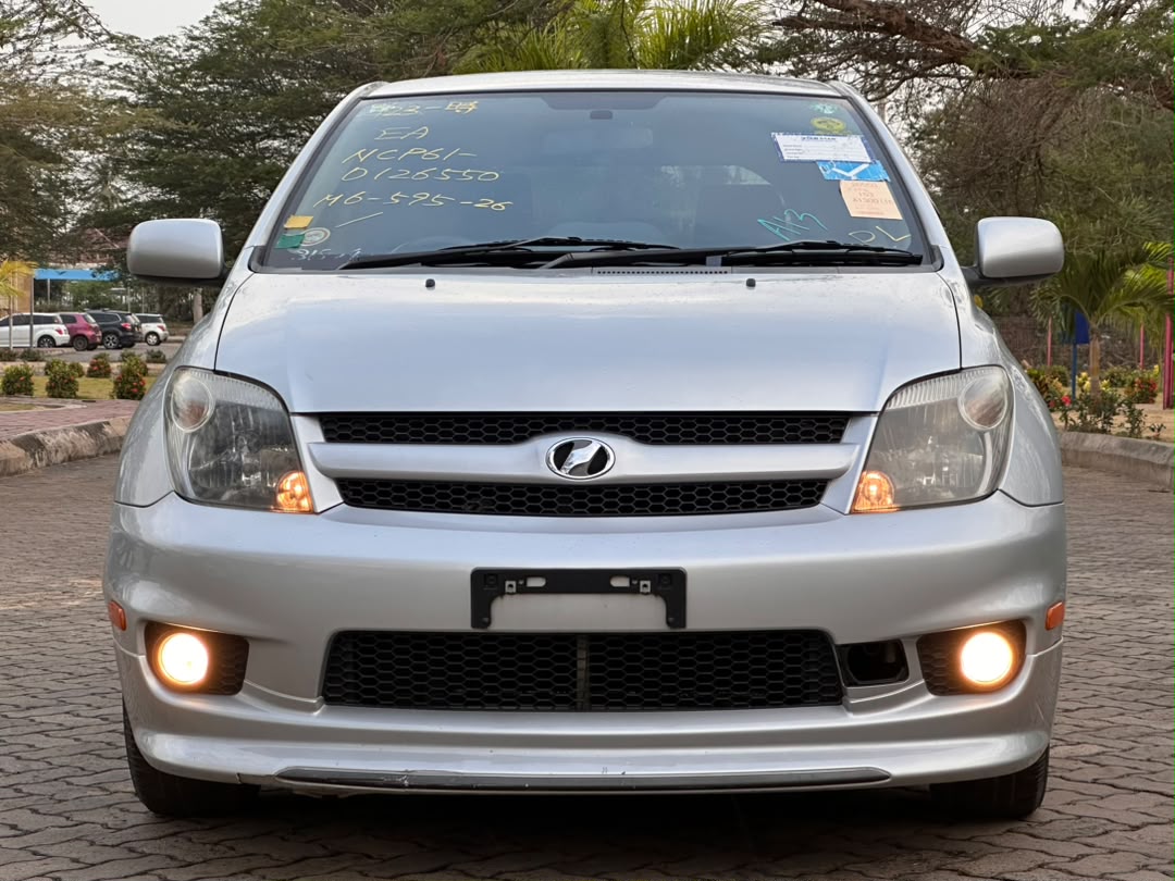 Toyota IST